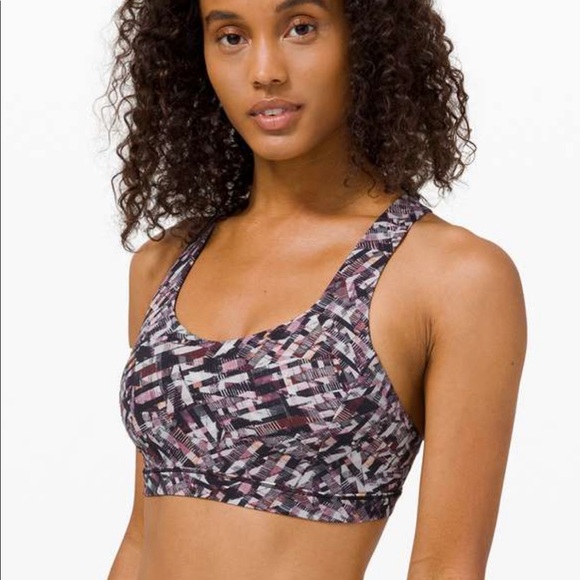 Lululemon Free To Be Serene Bra sz 8
Kaleidoscopic - Picture 4 of 5